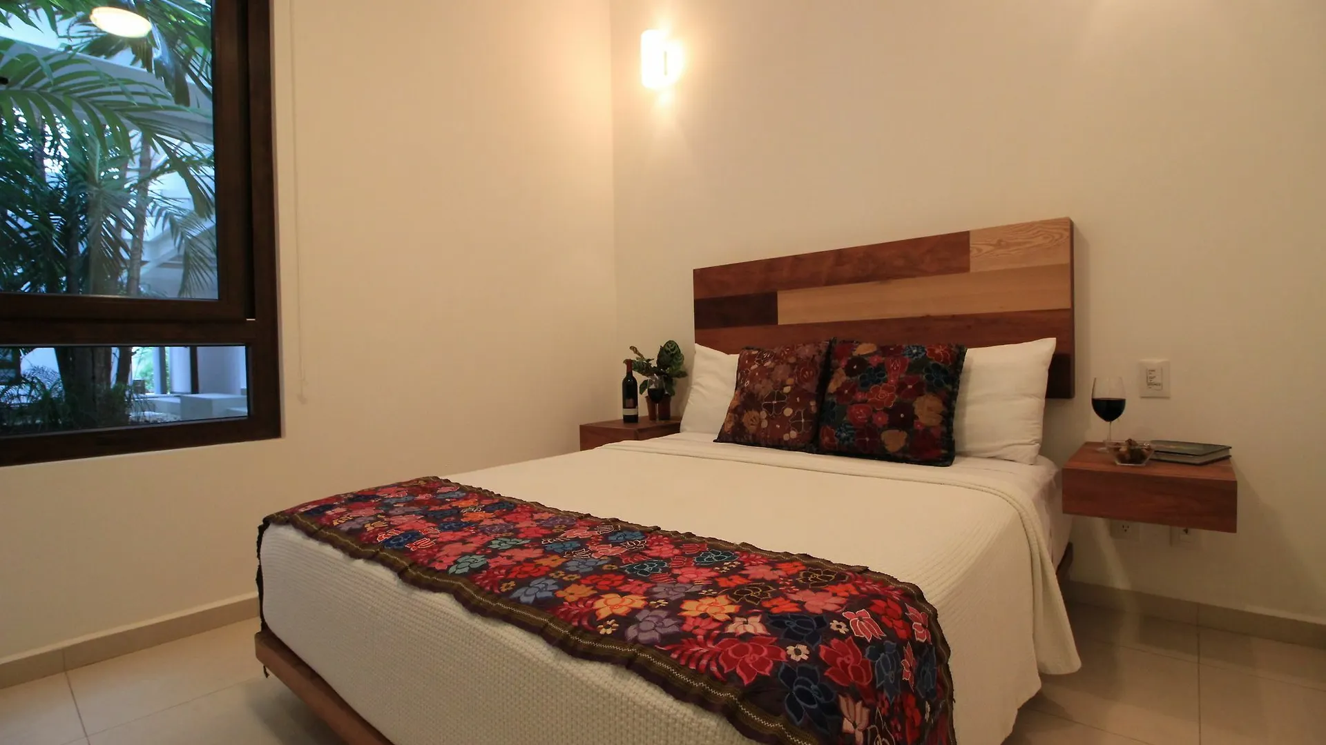 Apartment Exclusive 1 Bedroom Loft With Pool Facilites, High-Speed Internet And Free Parking In Akumal